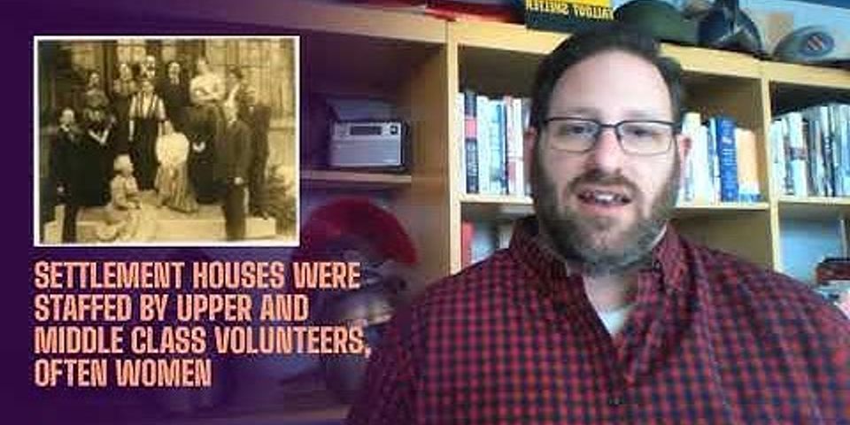 What was the major focus of the settlement house movement?
